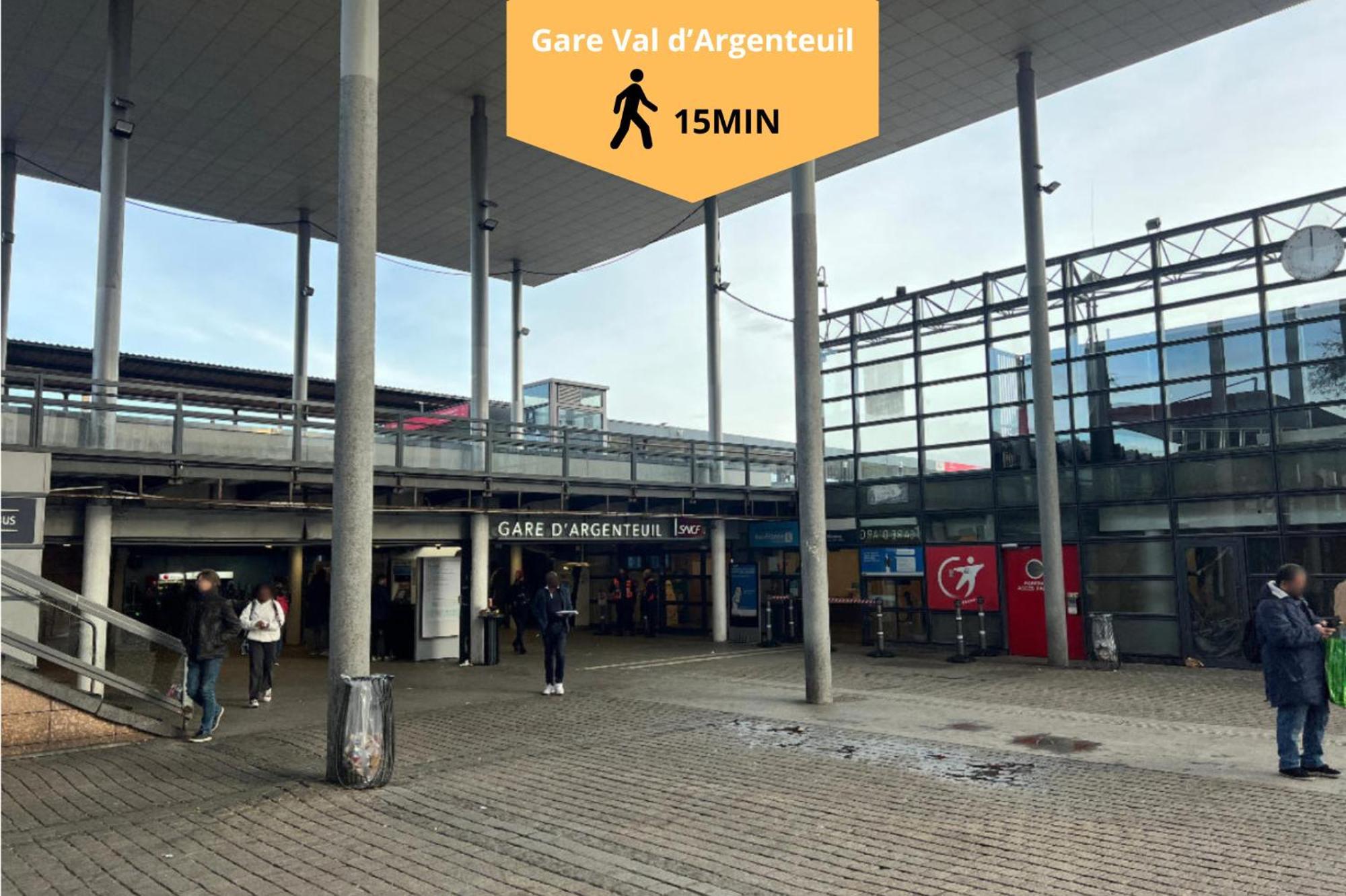 "Moonlight" Gare A 10Min De Paris, Wifi, Terrasse , Parking Apartment Argenteuil Luaran gambar